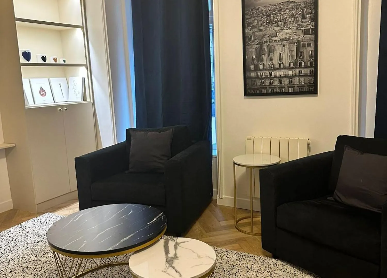 Urban Flat 171 - Sublime 3bdr Flat - Triangle D Or